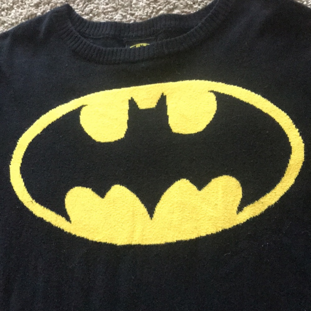 Batman Sweater - Picture 2 of 6